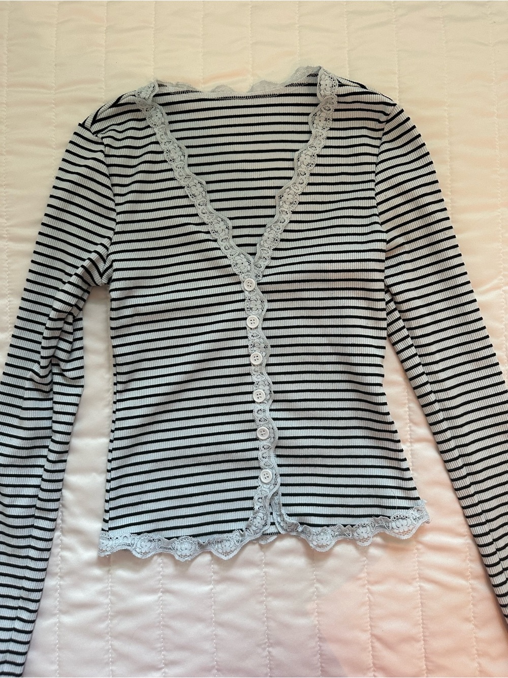 Striped Lace-Trim Long Sleeve Top - Black & Light Gray - Picture 2 of 4